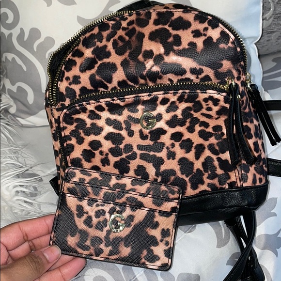 Guess cheetah mini backpack & card holder - Picture 5 of 7